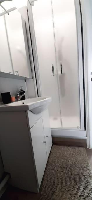 Rouen Le Jouvenet Au Calme Apartamento Exterior foto